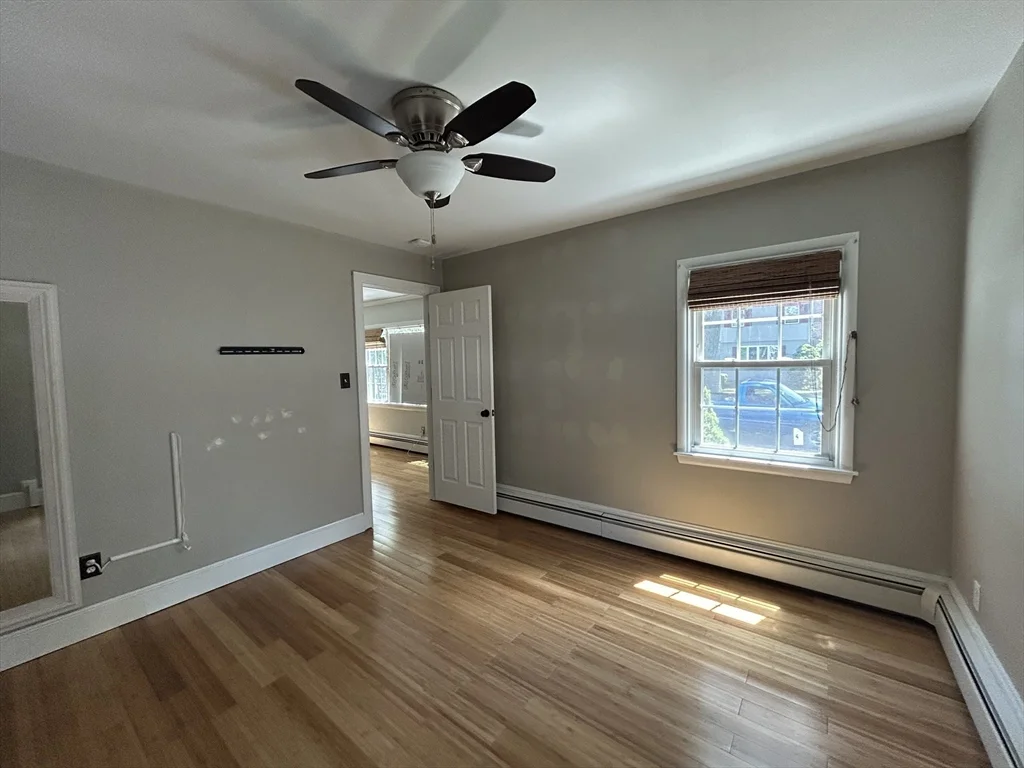 3 bed, 1 bath apartment for rent at 47 Naples Ave, Providence — photo 8 of 16