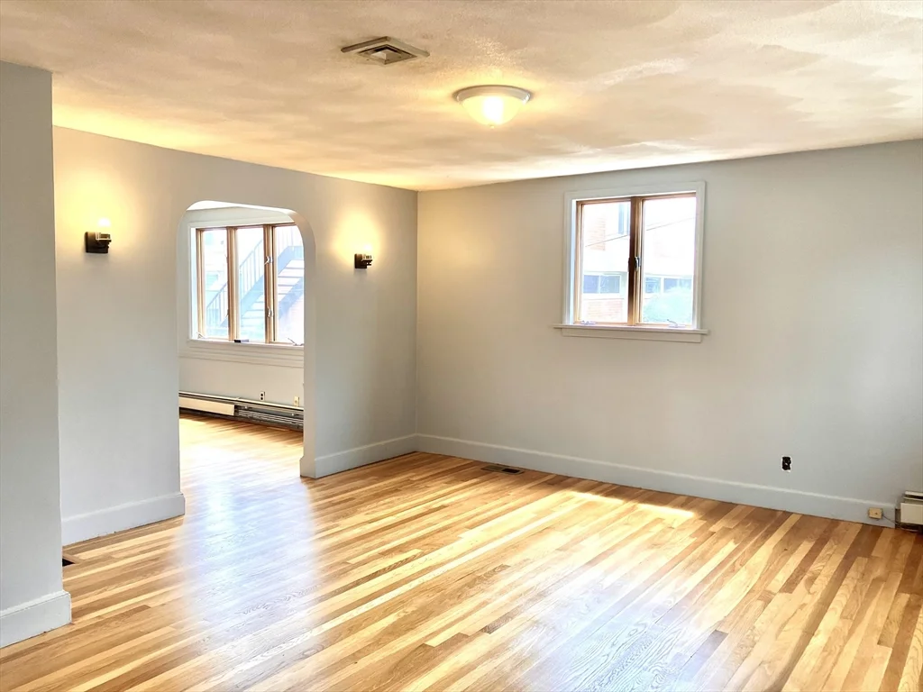 3 bed, 1 bath apartment for rent at 47 North Federal St Unit 1, Lynn — photo 3 of 15