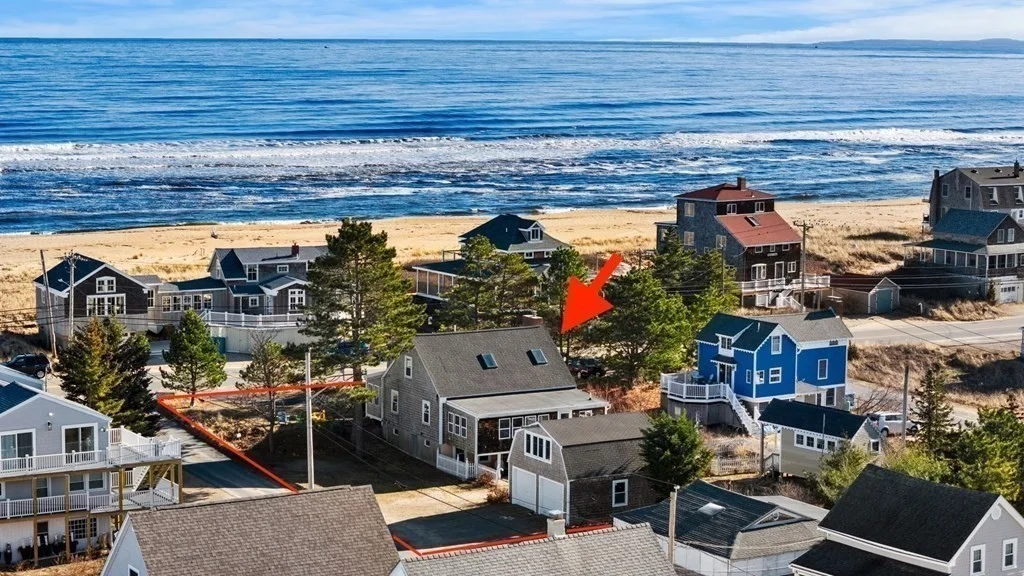 4 bed, 3 bath apartment for rent at 47 Northern Unit WINTER, Plum Island — photo 2 of 13