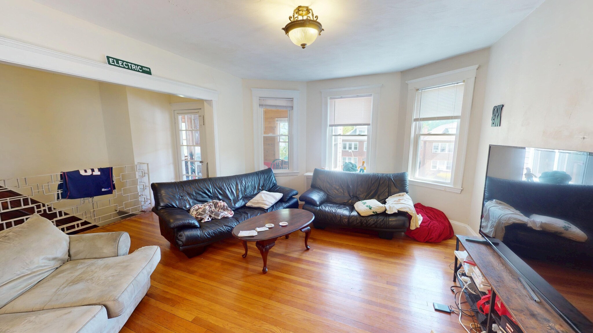 3 bed, 1 bath apartment for rent at 47 Nottinghill, Brighton — photo 1 of 12