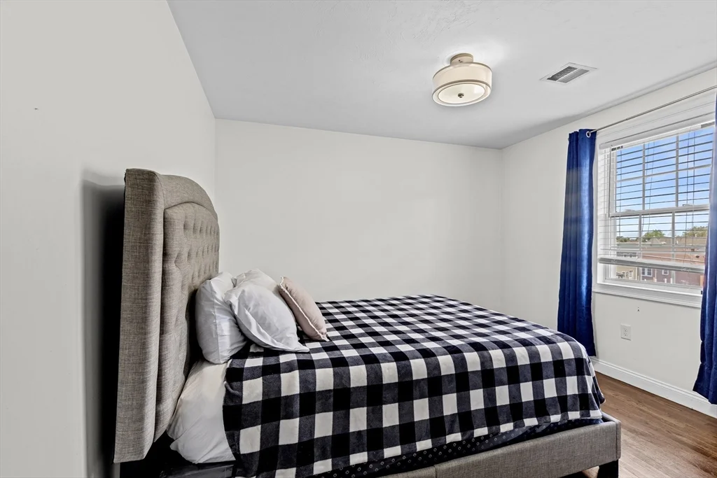 3 bed, 2 bath apartment for rent at 47 Oldfields Rd Unit 2, Dorchester — photo 27 of 37