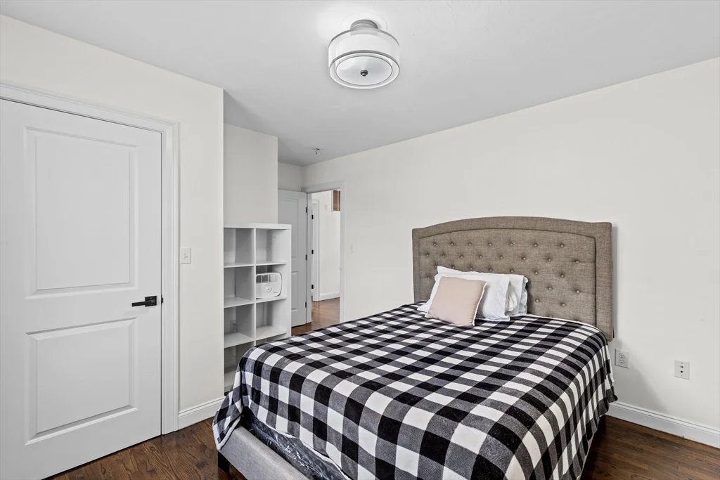 3 bed, 2 bath apartment for rent at 47 Oldfields Rd Unit 2, Dorchester — photo 28 of 37