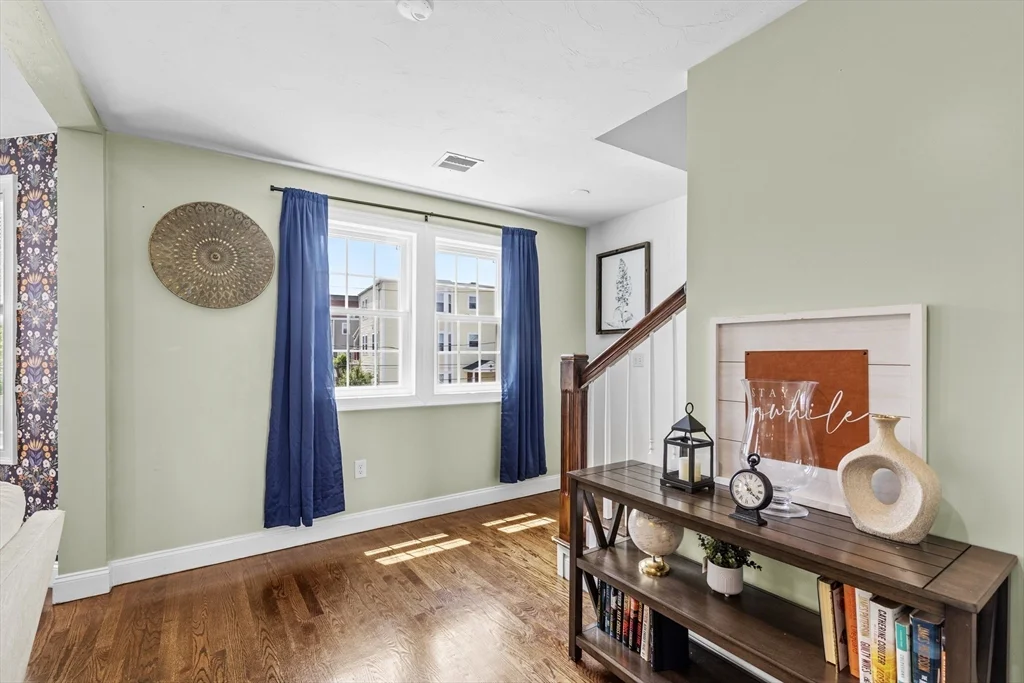 3 bed, 2 bath apartment for rent at 47 Oldfields Rd Unit 2, Dorchester — photo 20 of 37