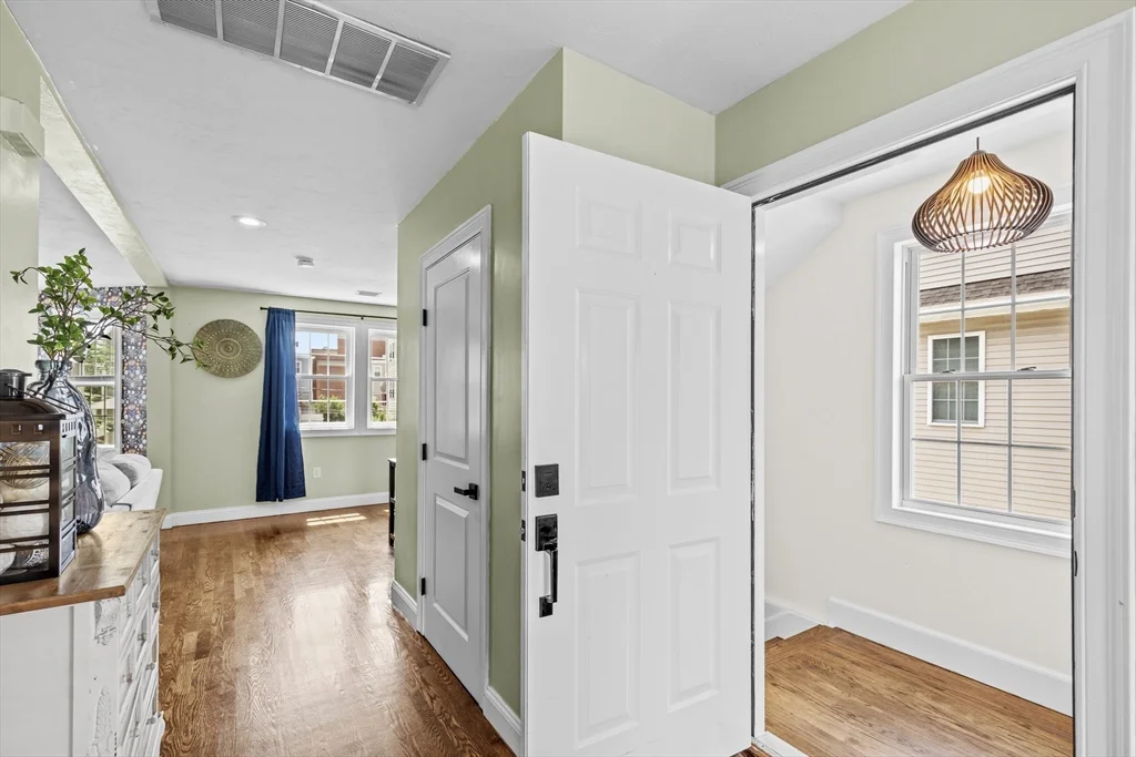 3 bed, 2 bath apartment for rent at 47 Oldfields Rd Unit 2, Dorchester — photo 32 of 37