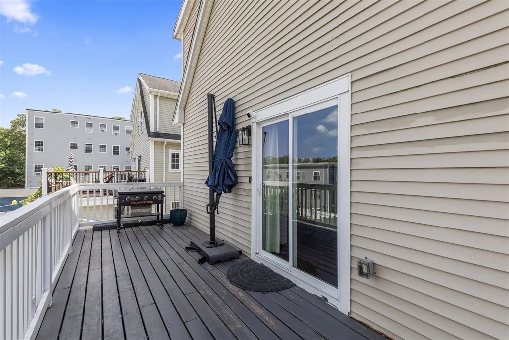 3 bed, 2 bath apartment for rent at 47 Oldfields Rd Unit 2, Dorchester — photo 34 of 37