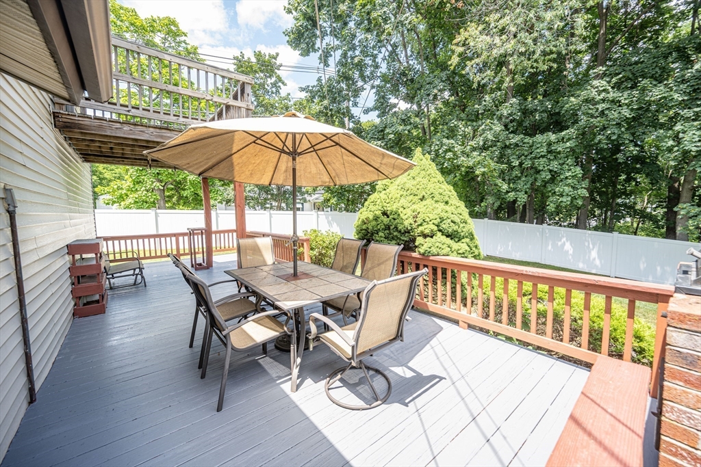 3 bed, 2 bath apartment for rent at 47 Oriole Dr, Dracut — photo 6 of 21