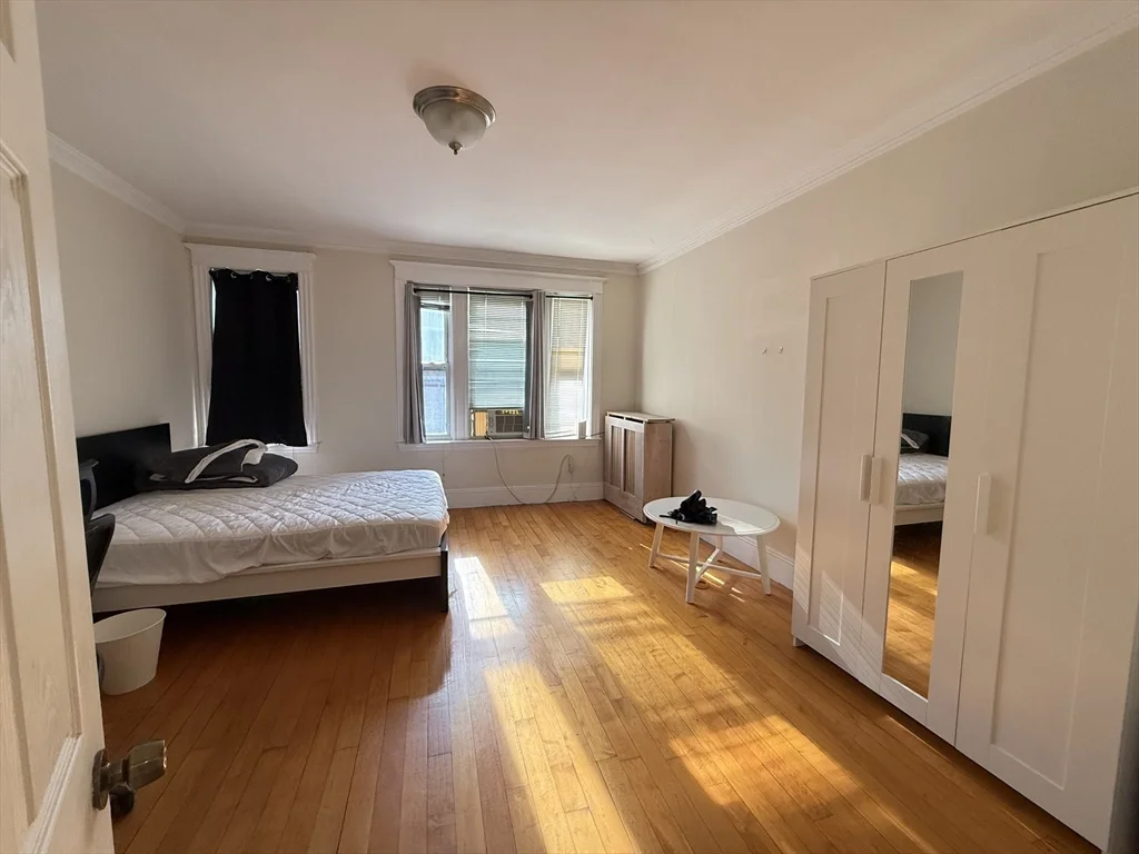 2 bed, 1 bath apartment for rent at 47 Park Vale Ave Unit 5, Allston — photo 7 of 13