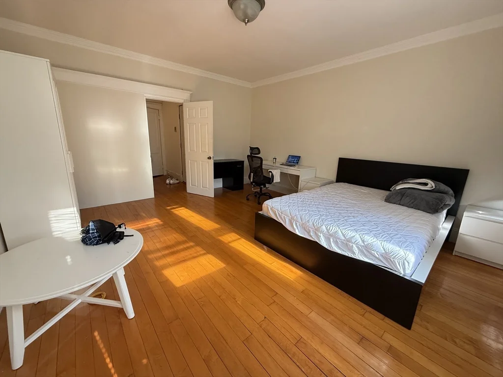 2 bed, 1 bath apartment for rent at 47 Park Vale Ave Unit 5, Allston — photo 5 of 13