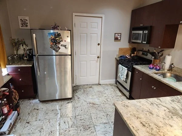 1 bed, 1 bath apartment for rent at 47 Park Vale Unit 2, Allston — photo 1 of 7