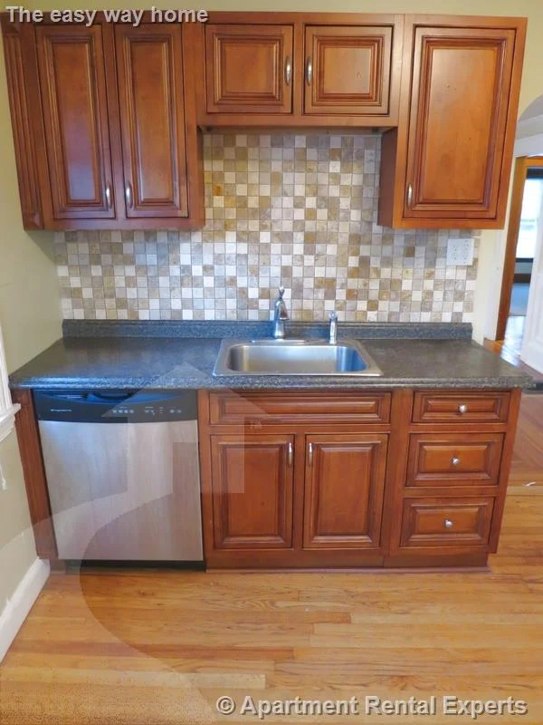 4 bed, 1 bath apartment for rent at 47 Paulina St Unit 2, Davis Square — photo 7 of 21