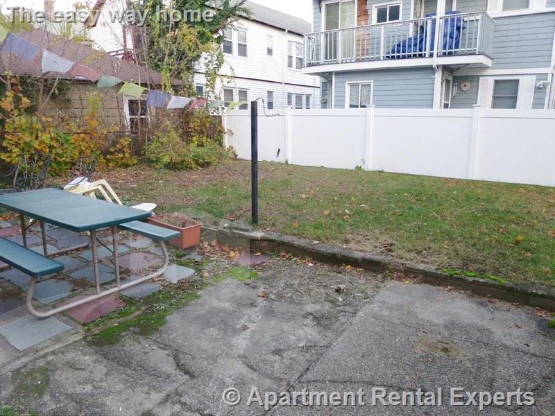 4 bed, 1 bath apartment for rent at 47 Paulina St Unit 2, Davis Square — photo 18 of 21