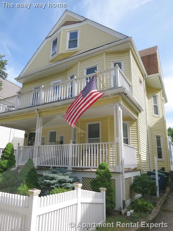 4 bed, 1 bath apartment for rent at 47 Paulina St Unit 2, Davis Square — photo 19 of 21
