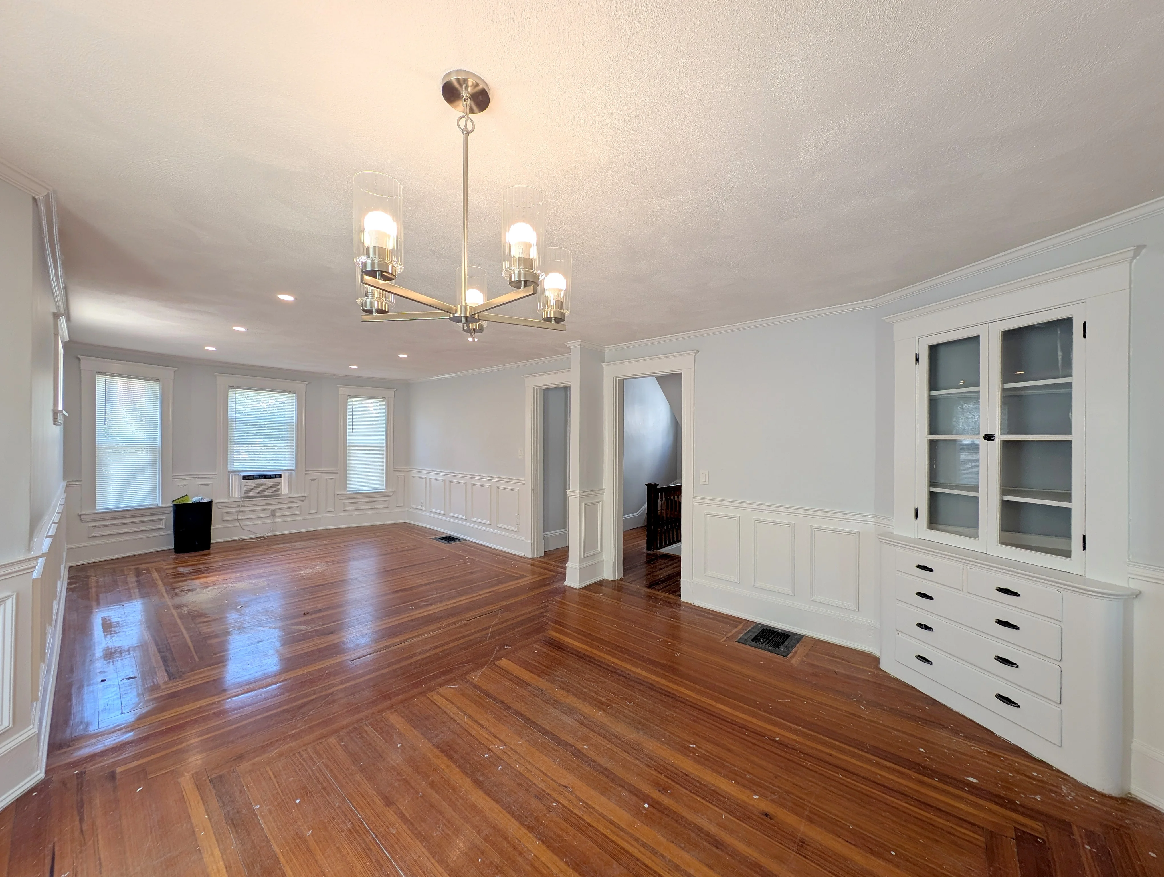 3.5 bed, 1 bath apartment for rent at 47 Paulina St Unit 2, Tufts — photo 5 of 26