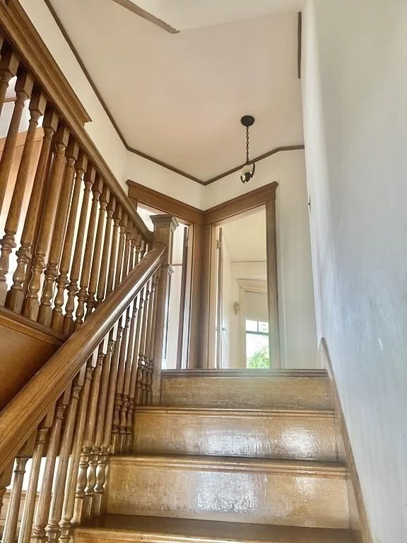 6 bed, 1 bath apartment for rent at 47 Pleasant St, Everett — photo 14 of 28