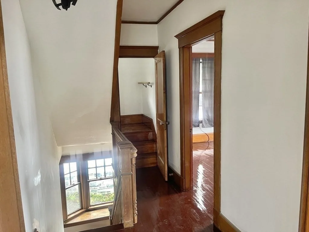 6 bed, 1 bath apartment for rent at 47 Pleasant St, Everett — photo 16 of 28