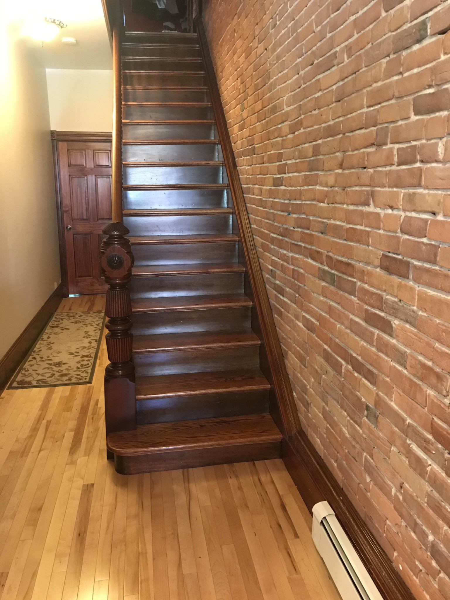 6 bed, 3 bath apartment for rent at 47 Pratt St Unit 1, Allston — photo 7 of 8