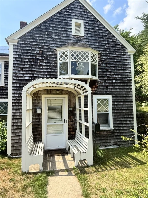 1 bed, 1 bath apartment for rent at 47 Pudding Hill Ln Unit 47, Marshfield — photo 1 of 15