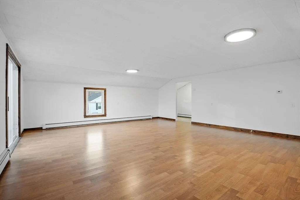 2 bed, 1 bath apartment for rent at 47 Railroad Ave Unit 2, Rowley — photo 17 of 32