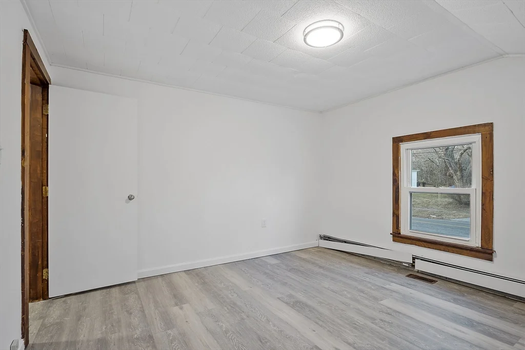 2 bed, 1 bath apartment for rent at 47 Railroad Ave Unit 2, Rowley — photo 27 of 32