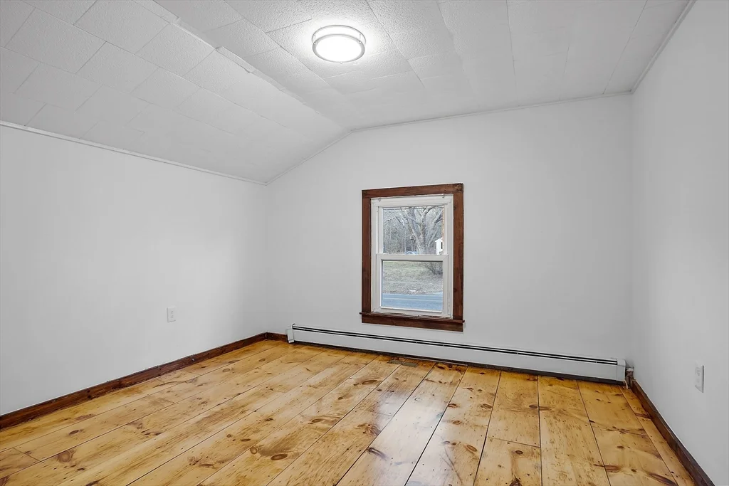 2 bed, 1 bath apartment for rent at 47 Railroad Ave Unit 2, Rowley — photo 23 of 32