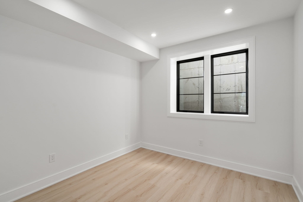 5 bed, 4+ bath apartment for rent at 47 Ripley St Unit 47, Newton — photo 29 of 35