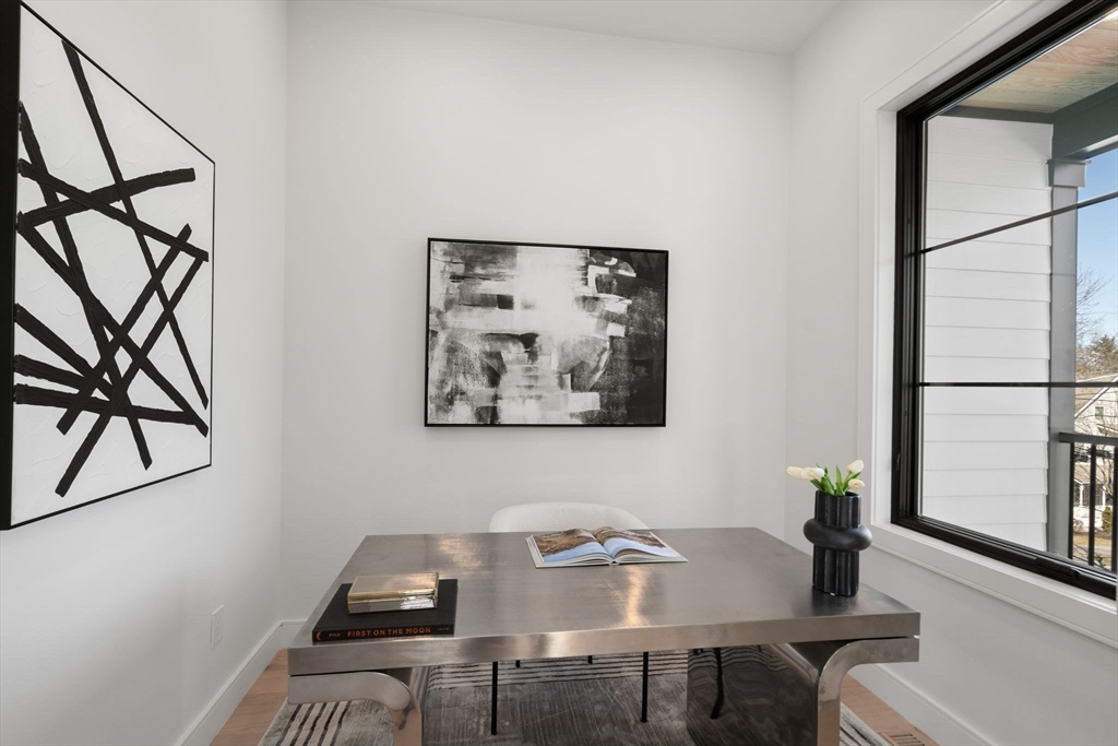 5 bed, 4+ bath apartment for rent at 47 Ripley St Unit 47, Newton — photo 14 of 35