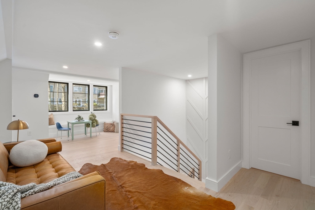 5 bed, 4+ bath apartment for rent at 47 Ripley St Unit 47, Newton — photo 25 of 35