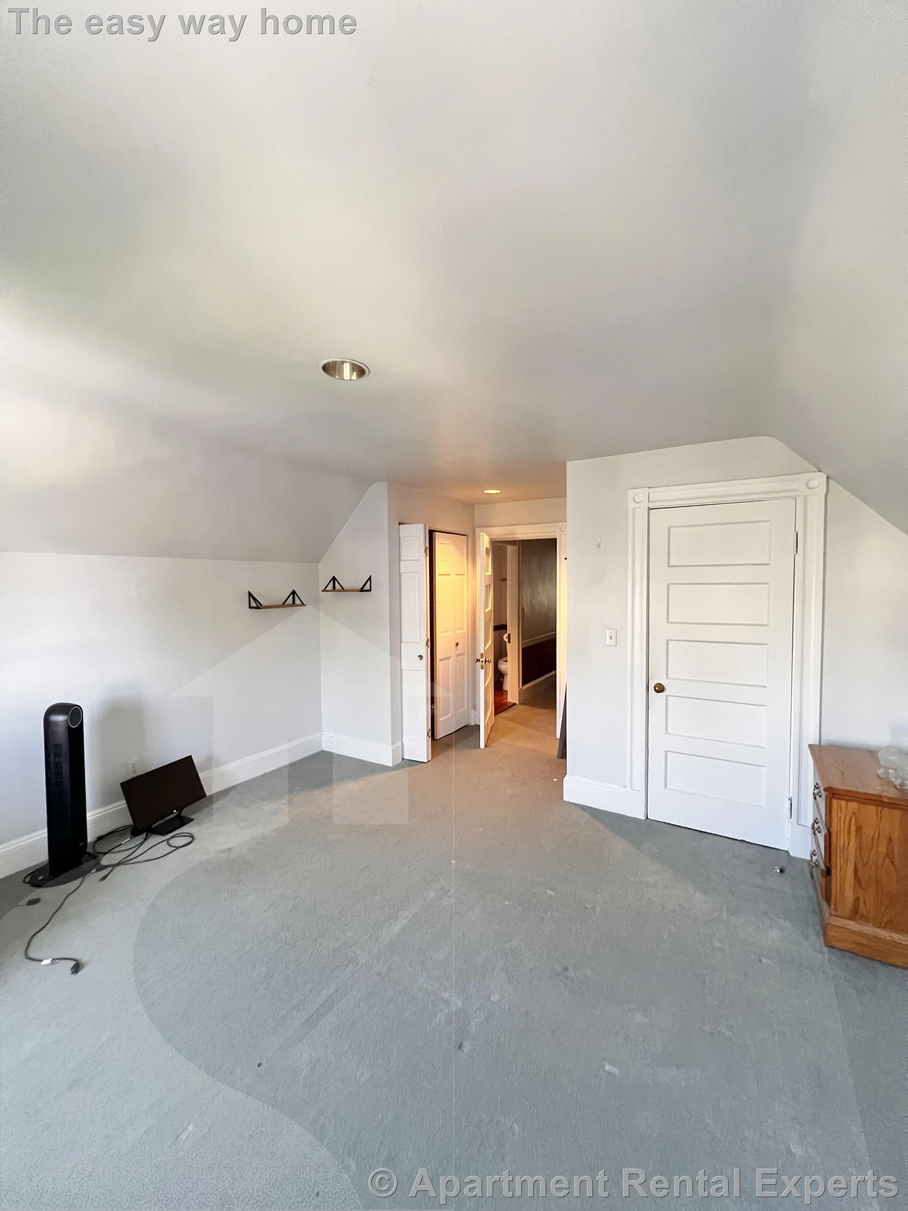 3 bed, 1 bath apartment for rent at 47 Rogers Ave, Ball Square — photo 8 of 27