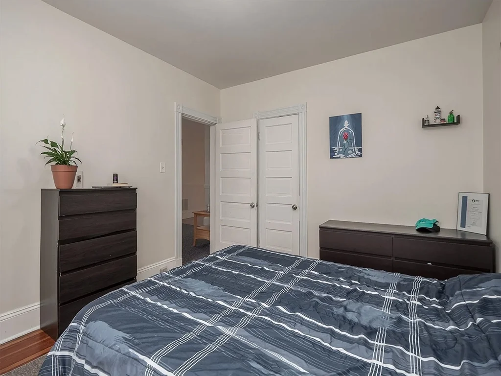 4 bed, 1 bath apartment for rent at 47 Saint Margaret St Unit 1, Dorchester — photo 8 of 28