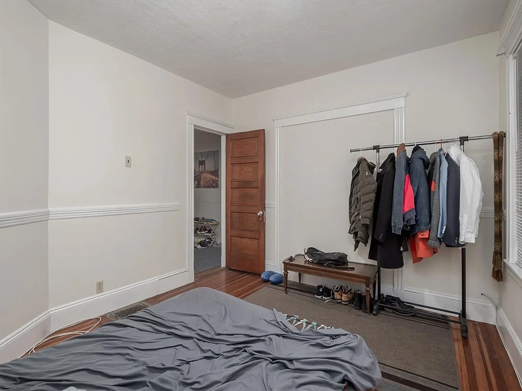4 bed, 1 bath apartment for rent at 47 Saint Margaret St Unit 1, Dorchester — photo 11 of 28