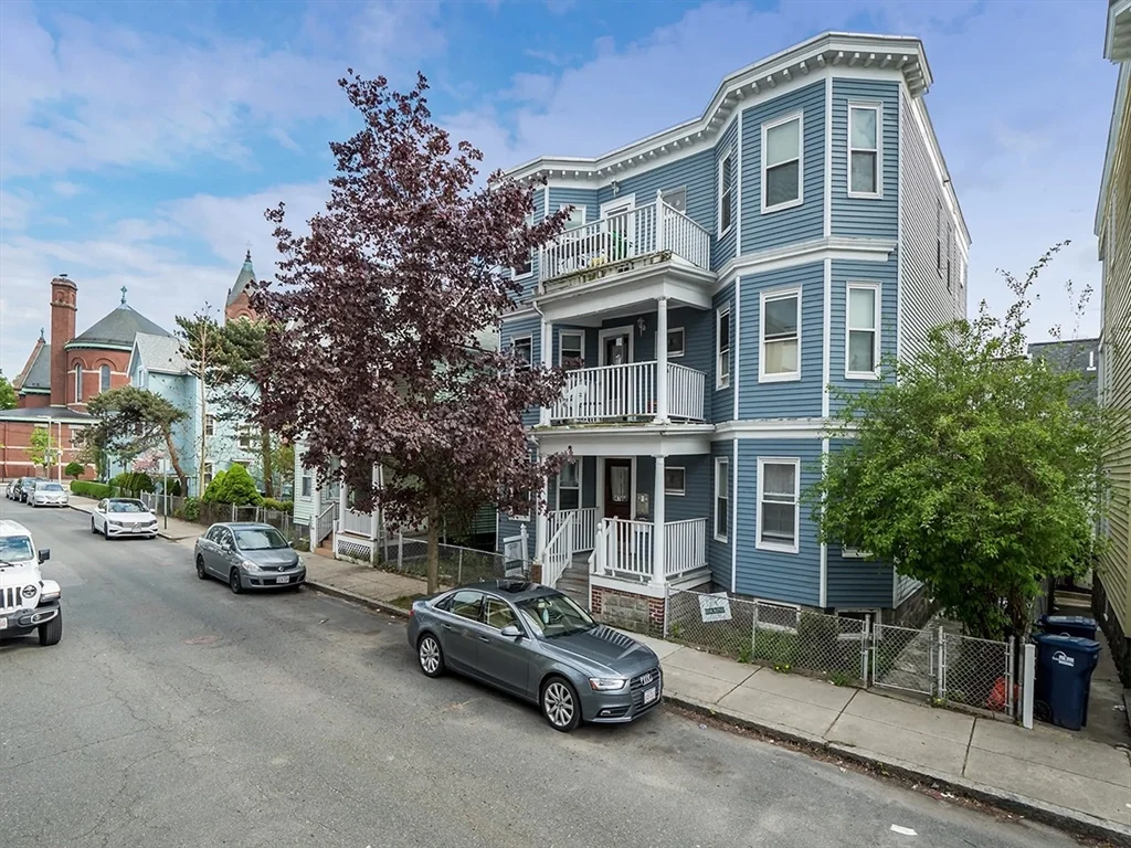 4 bed, 1 bath apartment for rent at 47 Saint Margaret St Unit 1, Dorchester — photo 20 of 28