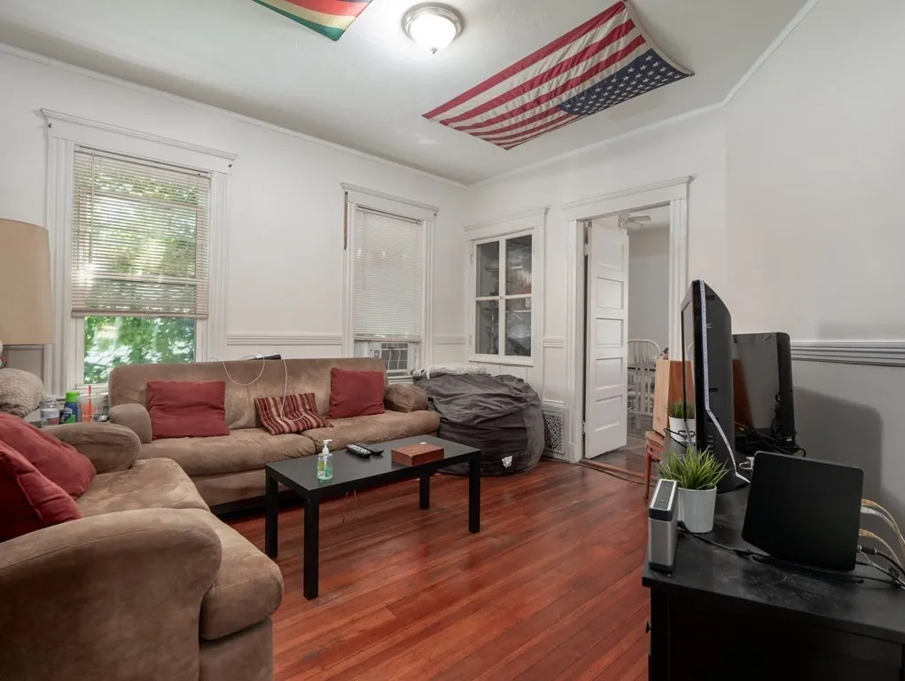3 bed, 1 bath apartment for rent at 47 Saint Margaret St Unit 2, Dorchester — photo 6 of 29