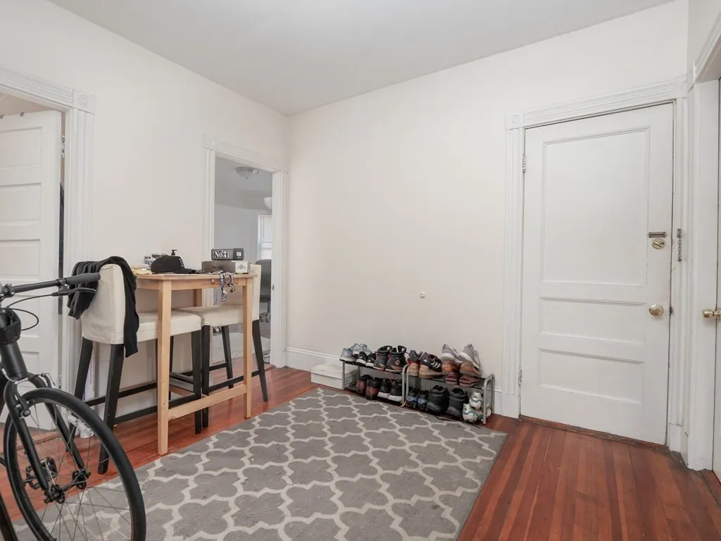 3 bed, 1 bath apartment for rent at 47 Saint Margaret St Unit 2, Dorchester — photo 5 of 29
