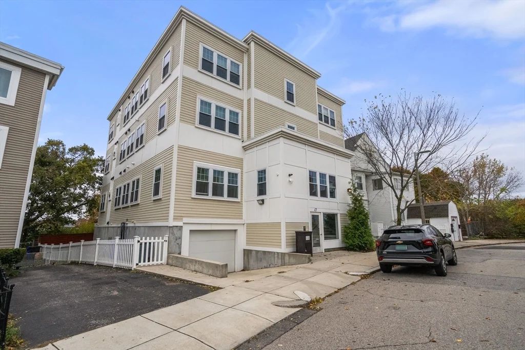 2 bed, 2 bath apartment for rent at 47 Sargent St Unit 5, Roxbury — photo 23 of 25