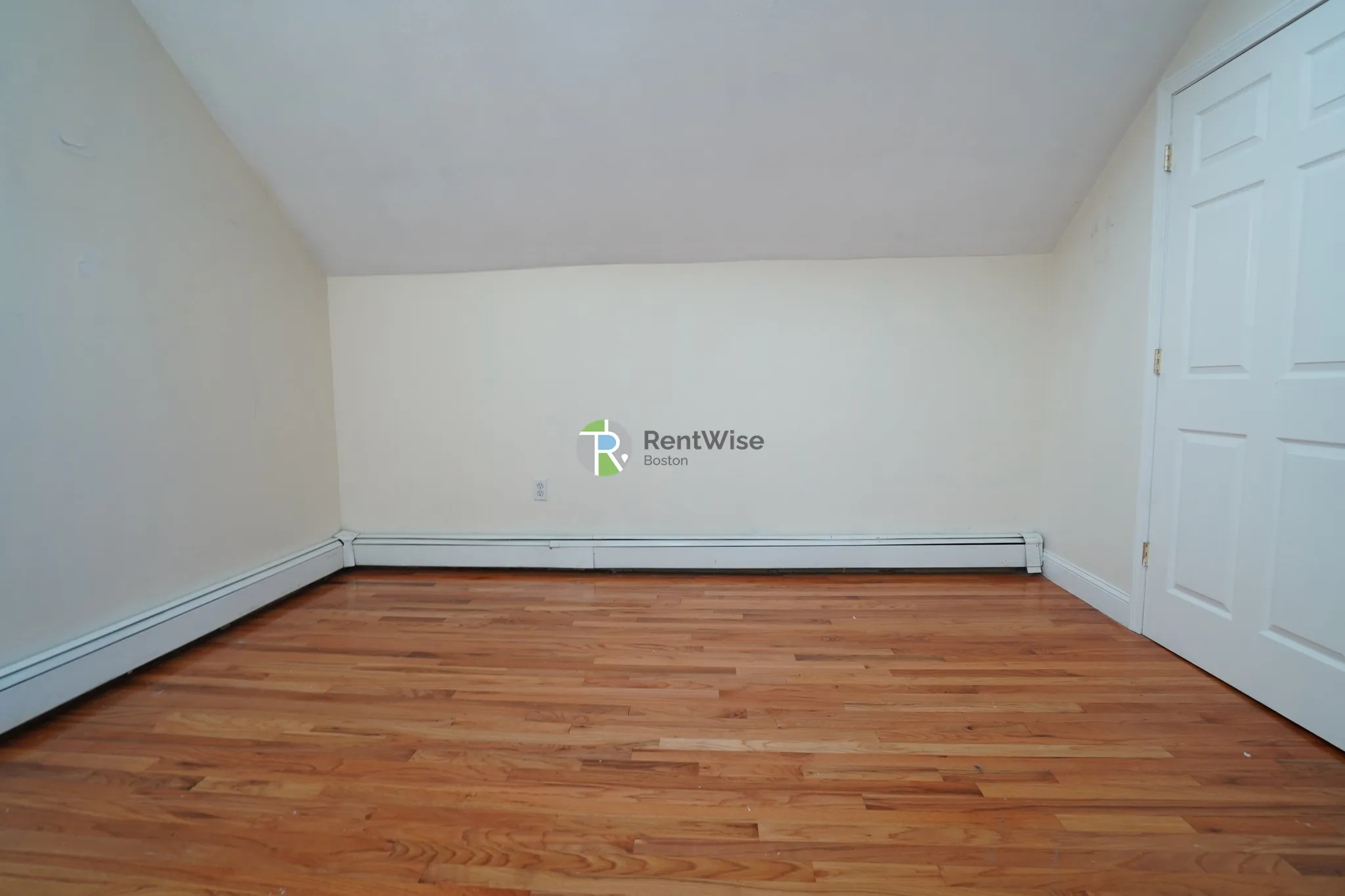 4 bed, 2 bath apartment for rent at 47 School St Unit 1, Coolidge Corner — photo 11 of 23