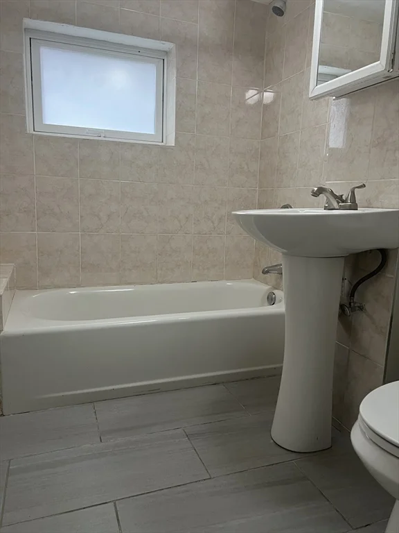 2 bed, 1 bath apartment for rent at 47 School Unit B, Jamaica Plain — photo 7 of 8