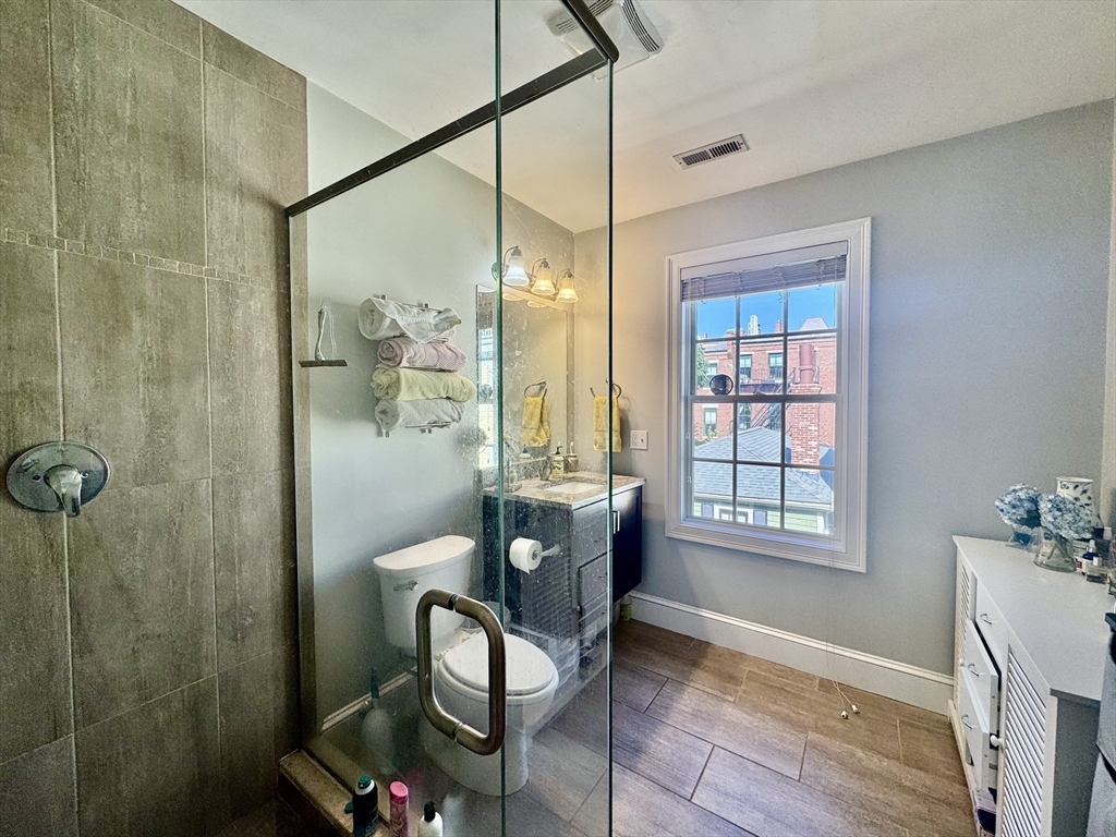 1 bed, 1 bath apartment for rent at 47 Soley St Unit 3, Charlestown — photo 8 of 13