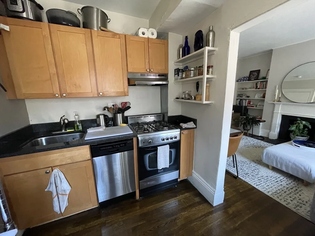 1 bed, 1 bath apartment for rent at 47 South Russell St Unit 3, Beacon Hill — photo 12 of 12