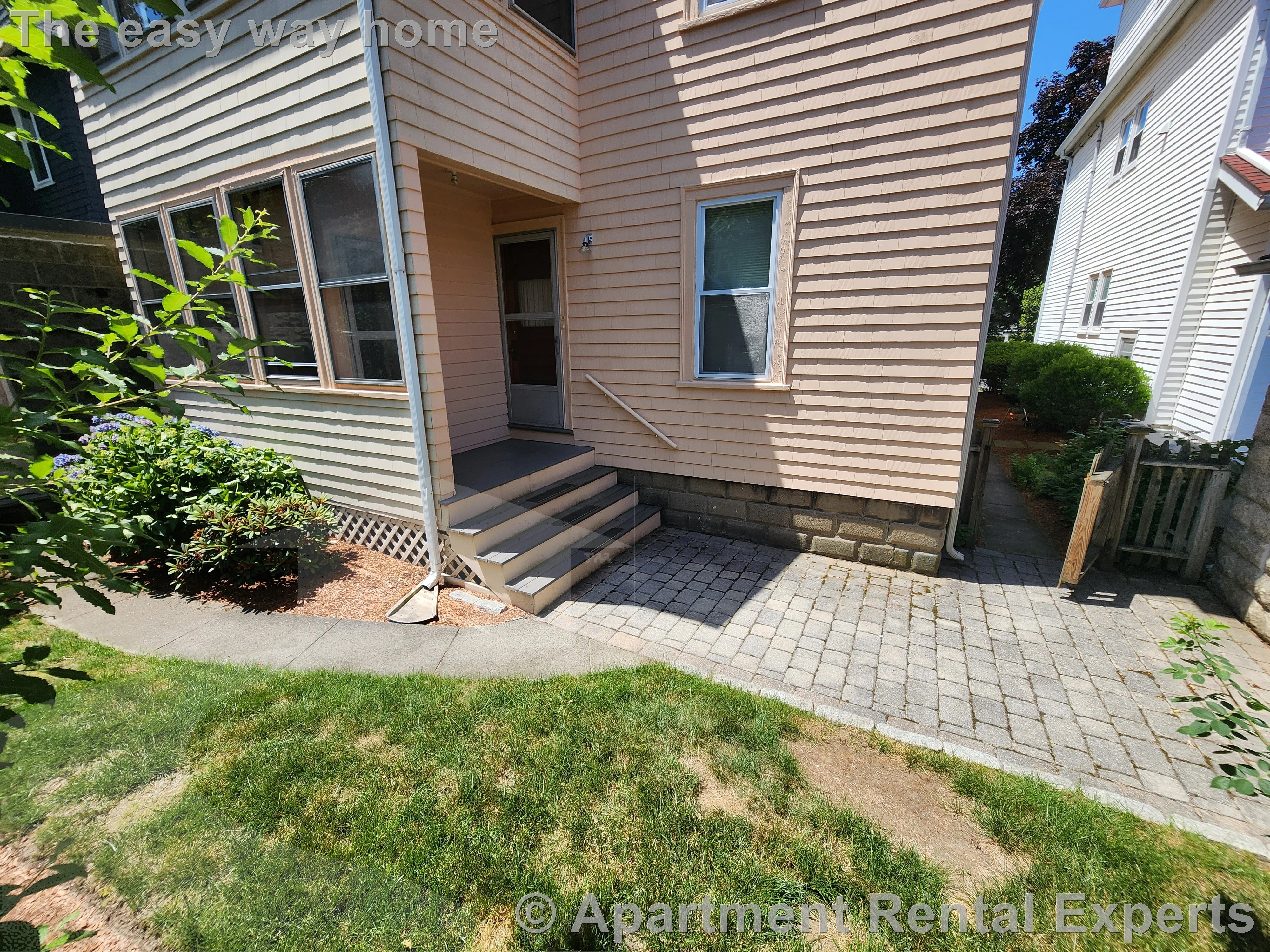3 bed, 1 bath apartment for rent at 47 Springfield St Unit 2, Belmont — photo 6 of 26