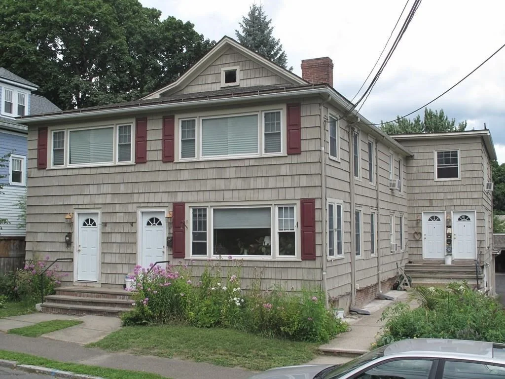 2 bed, 1 bath apartment for rent at 47 Summer St Unit D, Northampton — photo 3 of 12