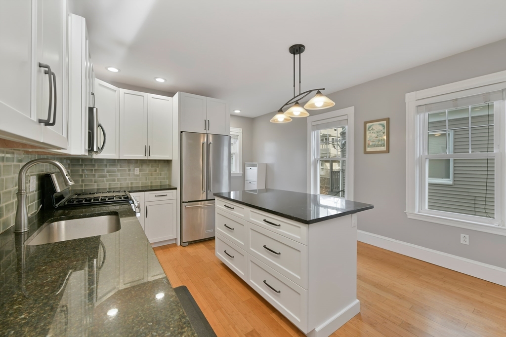 3 bed, 2 bath apartment for rent at 47 Teele Unit 2, Teele Square — photo 3 of 17