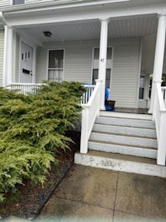 2 bed, 1 bath apartment for rent at 47 Tremont St Unit 2nd, Braintree — photo 1 of 17