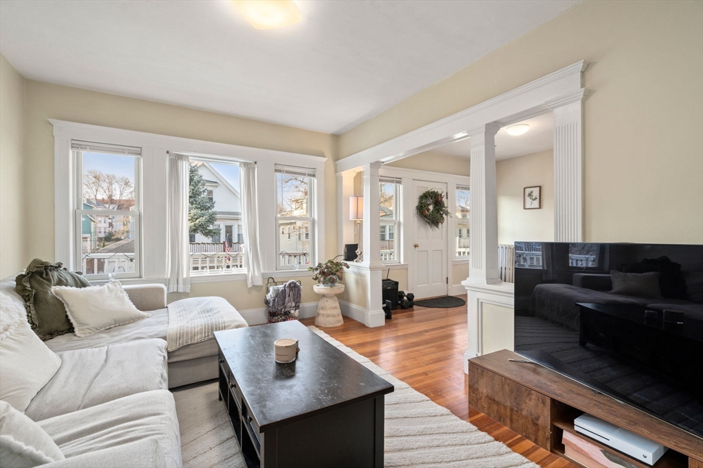 3 bed, 1 bath apartment for rent at 47 Walker St Unit 2, Tufts — photo 8 of 15