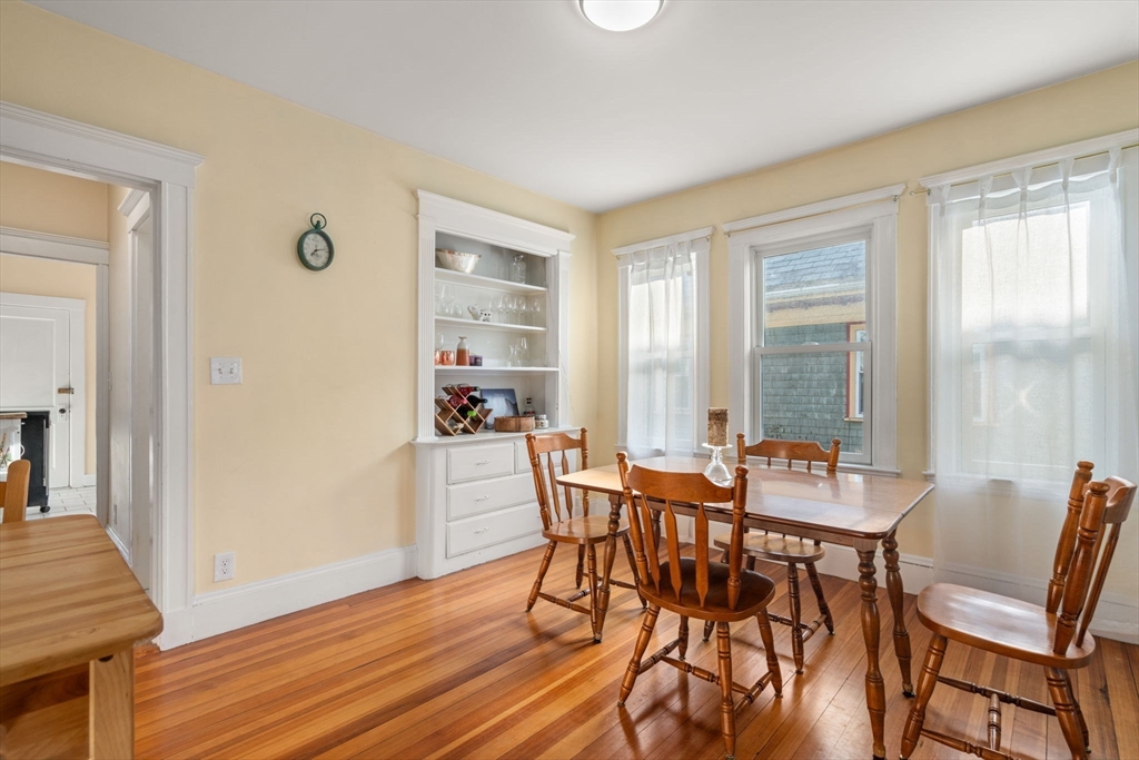 3 bed, 1 bath apartment for rent at 47 Walker St Unit 2, Tufts — photo 5 of 15
