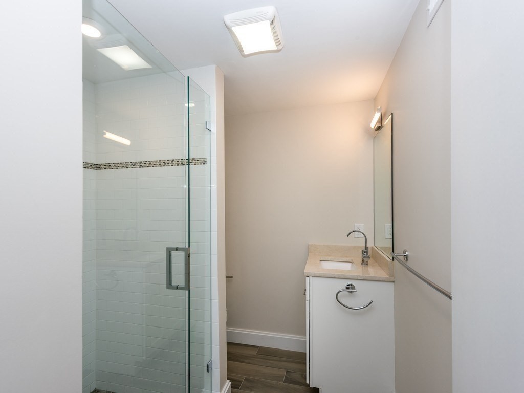 4 bed, 3 bath apartment for rent at 47 Wallace St Unit 1, Tufts — photo 33 of 37
