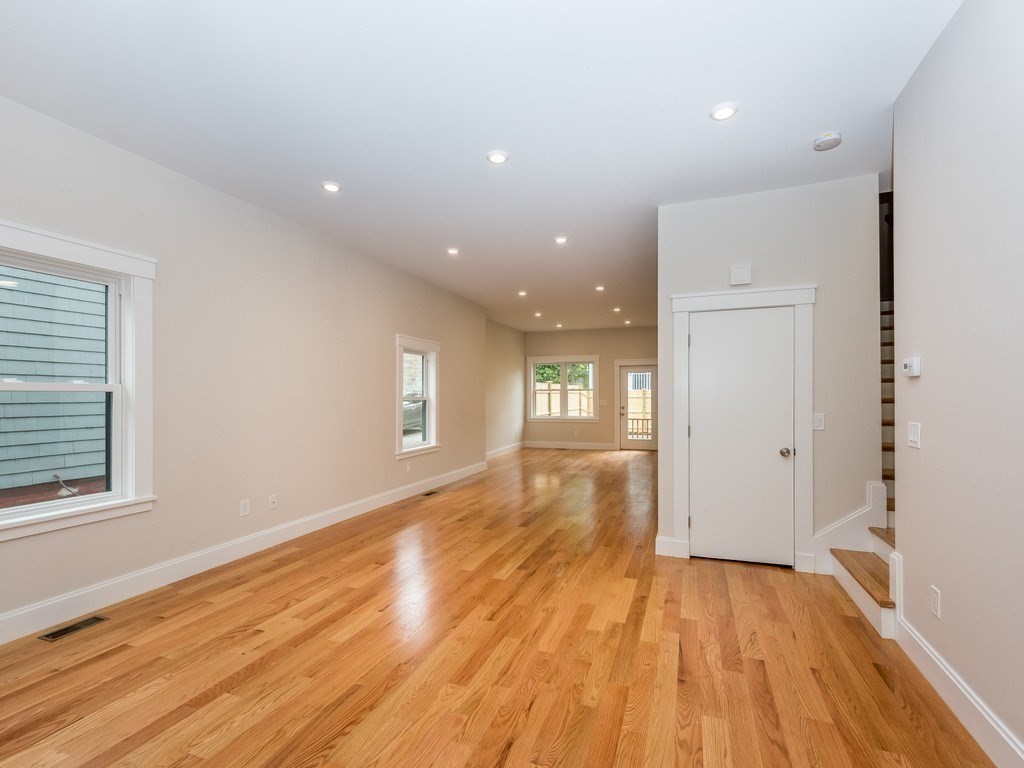 4 bed, 3 bath apartment for rent at 47 Wallace St Unit 1, Tufts — photo 8 of 37