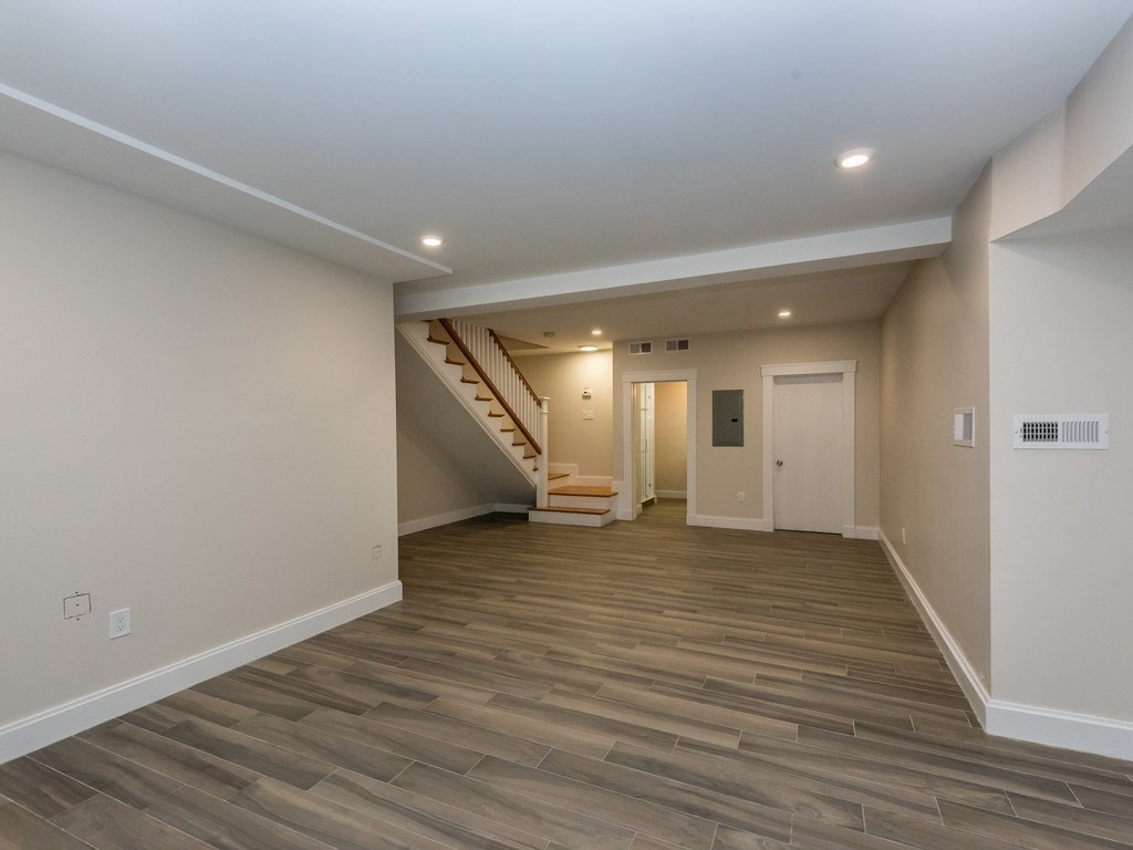 4 bed, 3 bath apartment for rent at 47 Wallace St Unit 1, Tufts — photo 32 of 37