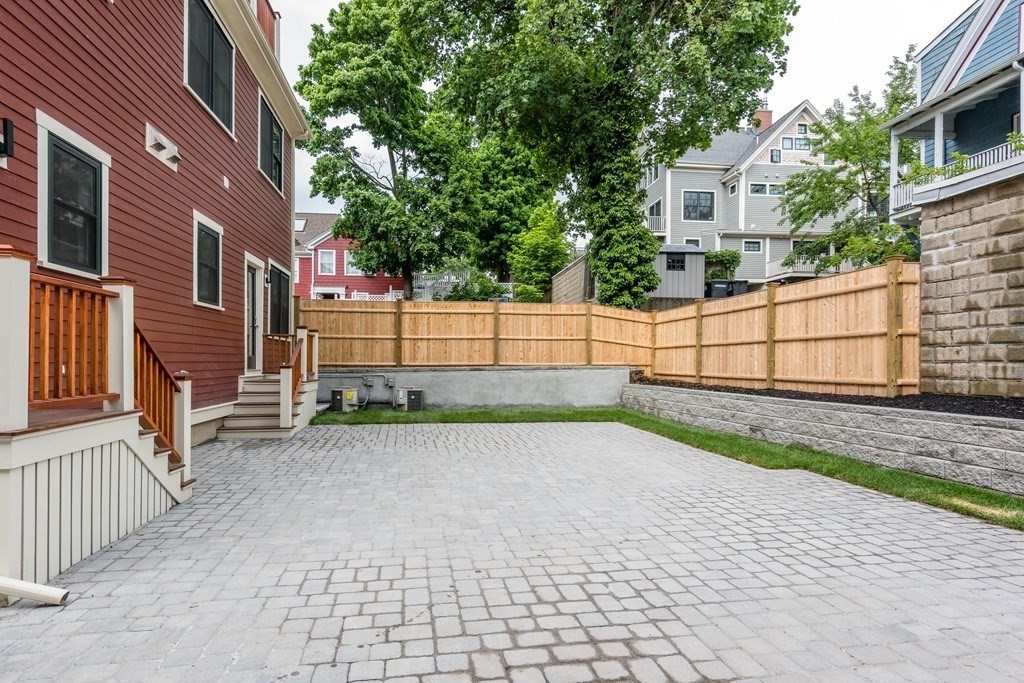 4 bed, 4+ bath apartment for rent at 47 Wallace St Unit 2, Tufts — photo 25 of 25