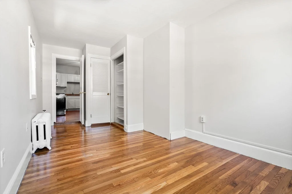 4 bed, 1.5 bath apartment for rent at 47 Wallingford Rd Unit 1, Brighton — photo 11 of 12