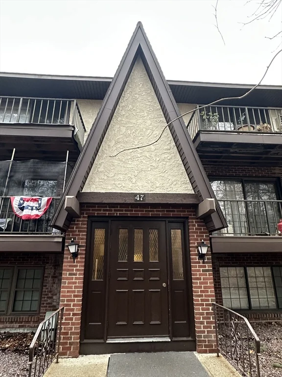 2 bed, 1 bath apartment for rent at 47 West St Unit C4, Randolph — photo 4 of 9